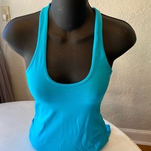 Lululemon Teal Bali Breeze Cool Racerback Tank  Moisture Wicking Stretchy Size 6